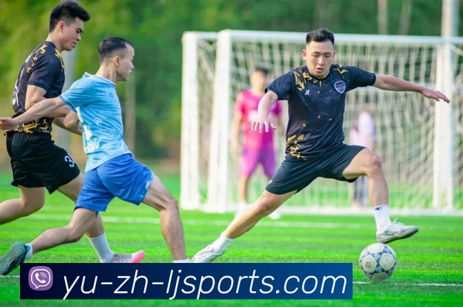 官方：29岁法国边锋恩科洛洛加盟北京国安；曾与主帅蒙哥马利共事两年